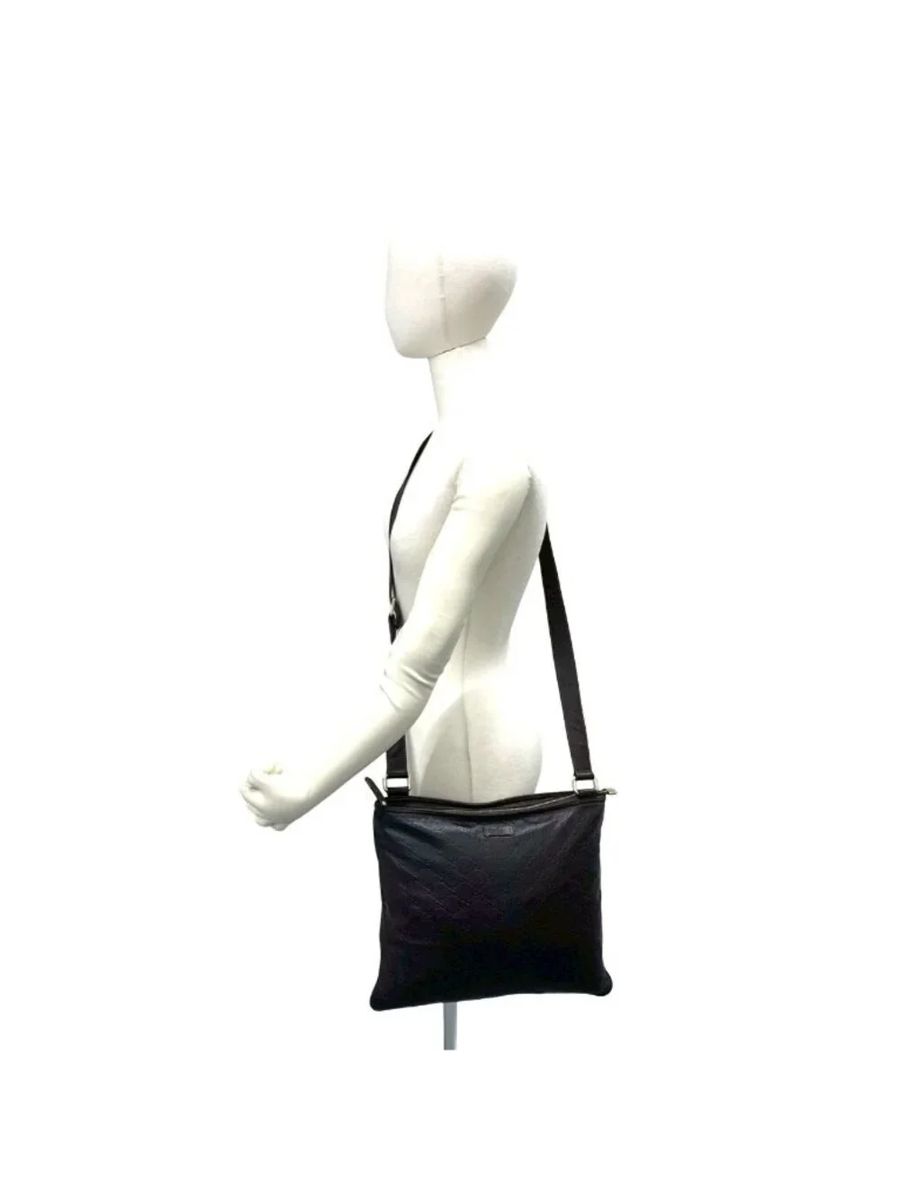 Gucci Guccissima GG Logo Leather Shoulder Bag Crossbody Pochette Brown